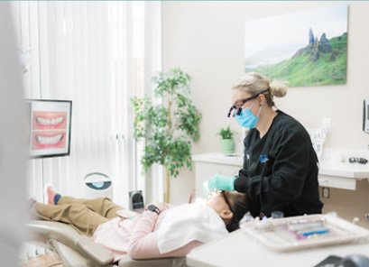 dentist working vancouver wa